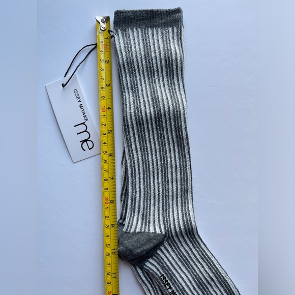 NWT ISSEY MIYAKE socks - Picture 5 of 5